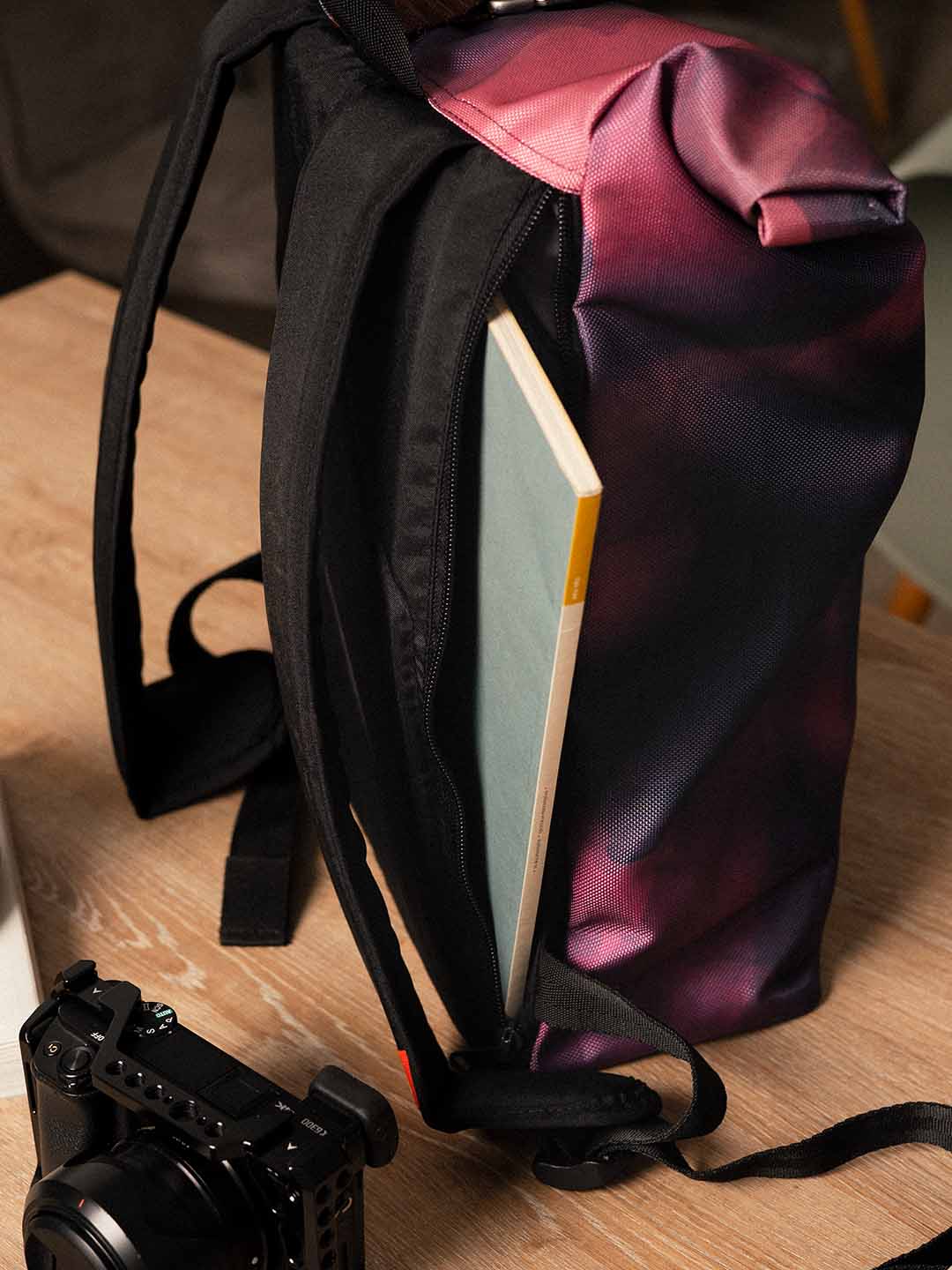 Bolsillo espaldar Morral rolltop Mont 20L