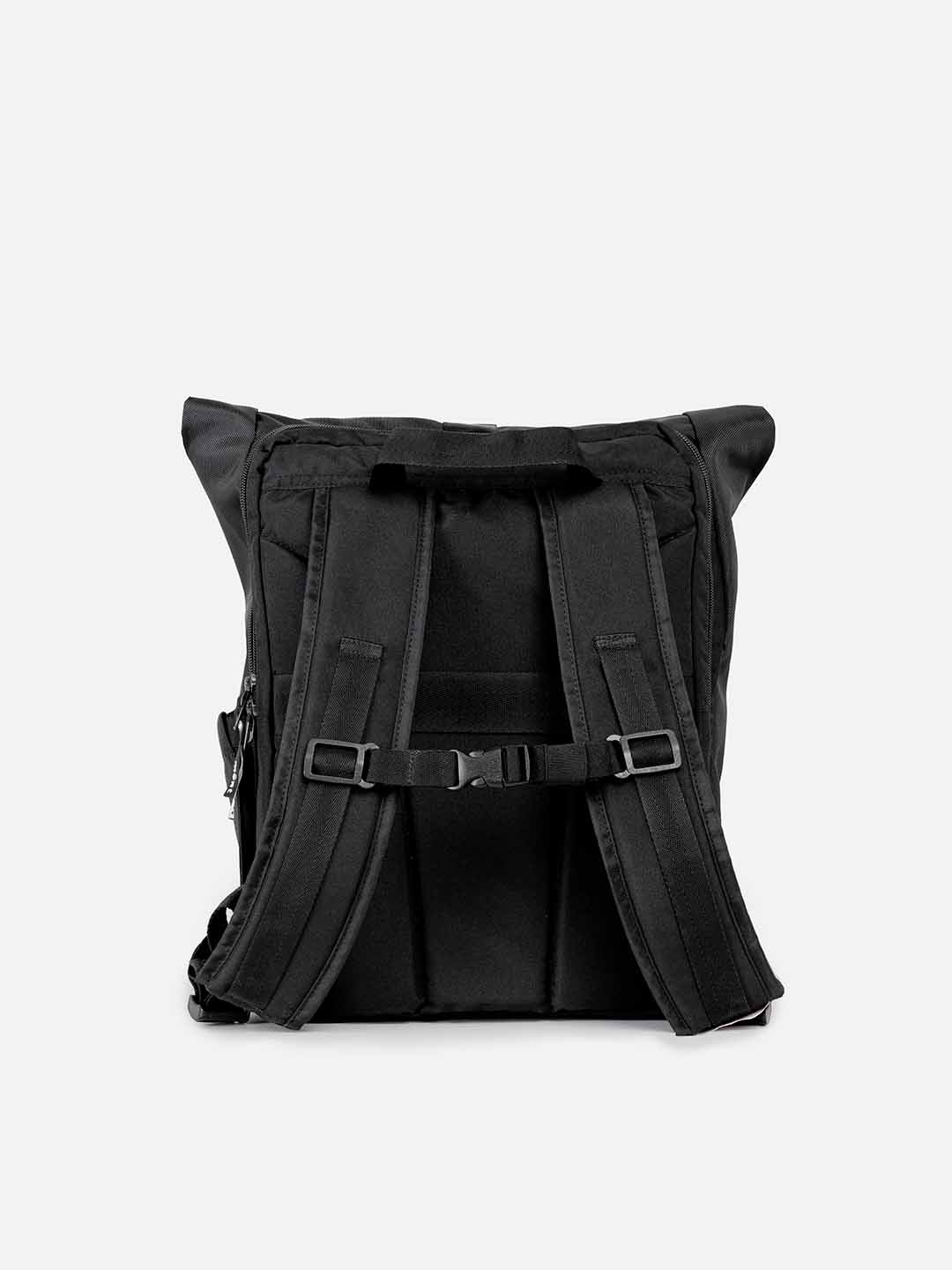 Espaldar morral multifuncional de viaje Mont 24L